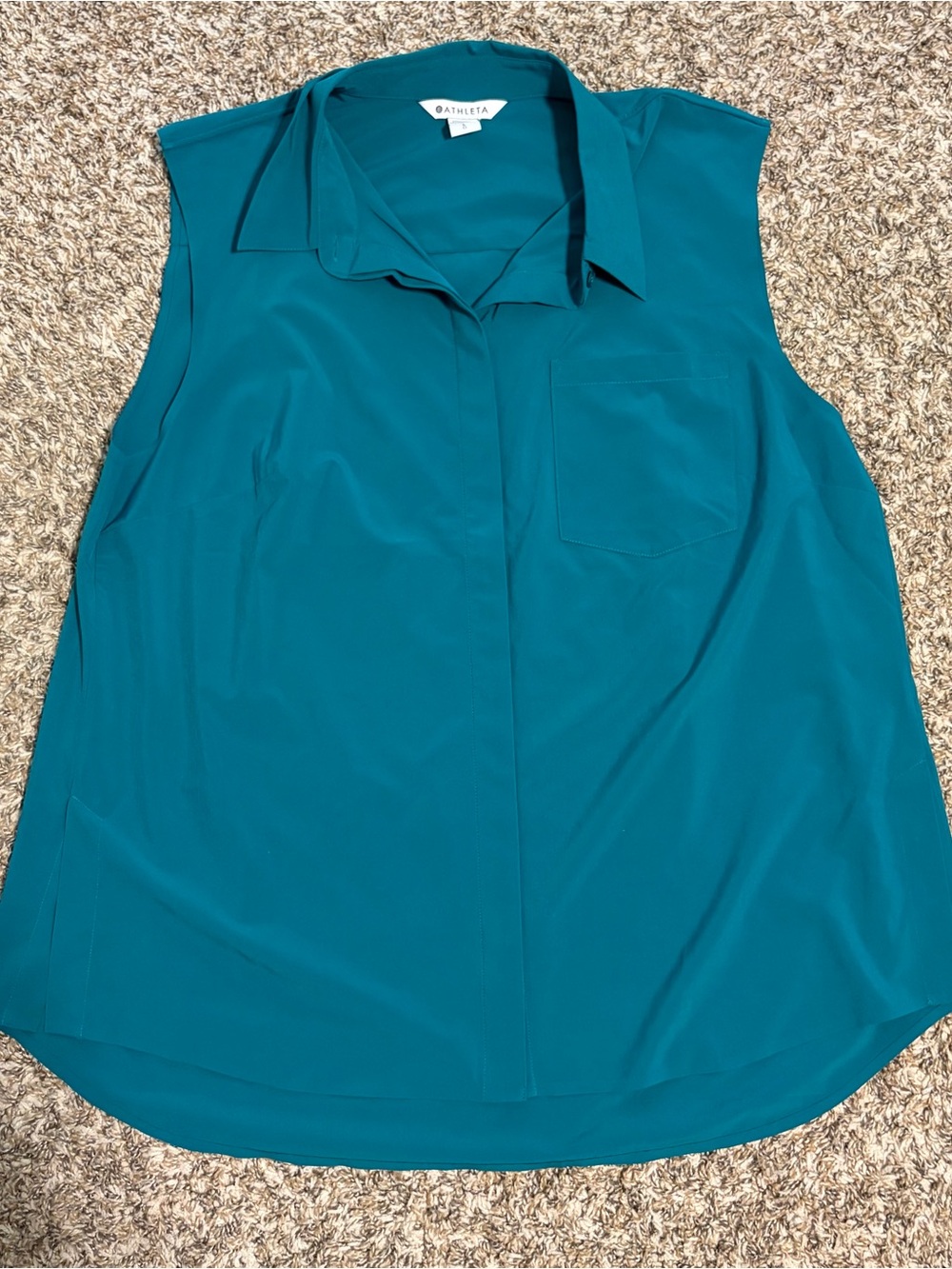 Athleta Urbanite Button Up Tank